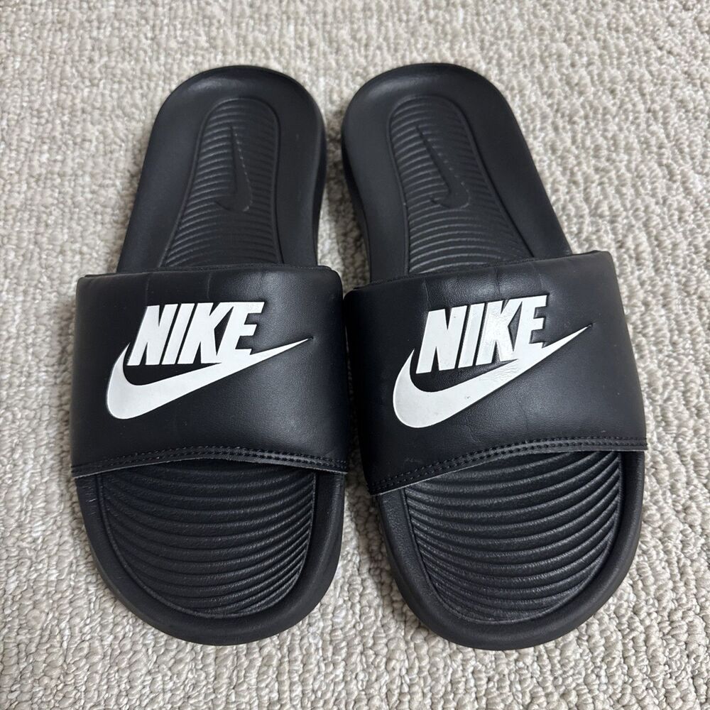 Nike Victori One Slides Women’s Size 7 US Black White Logo